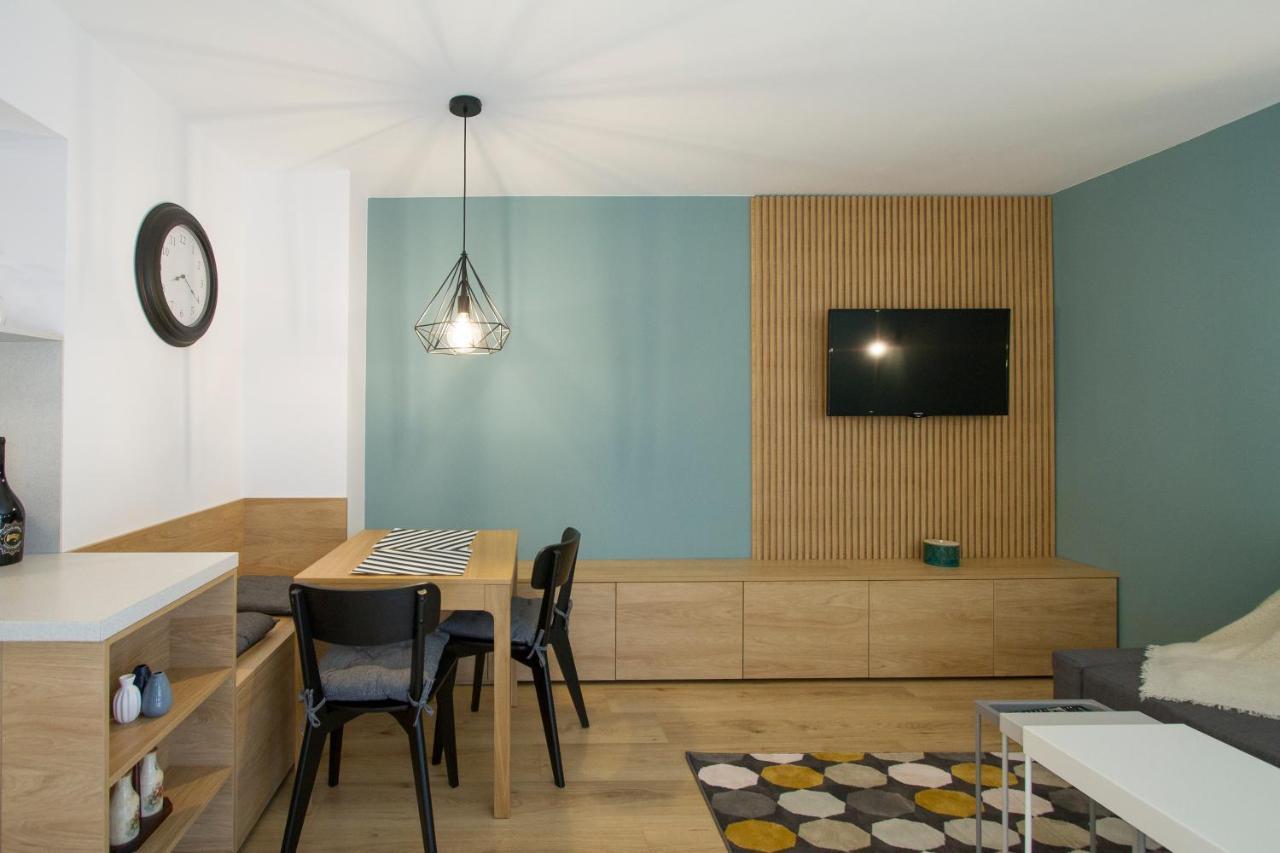 Hat Old Town Designer Apartments บราชอฟ ภายนอก รูปภาพ
